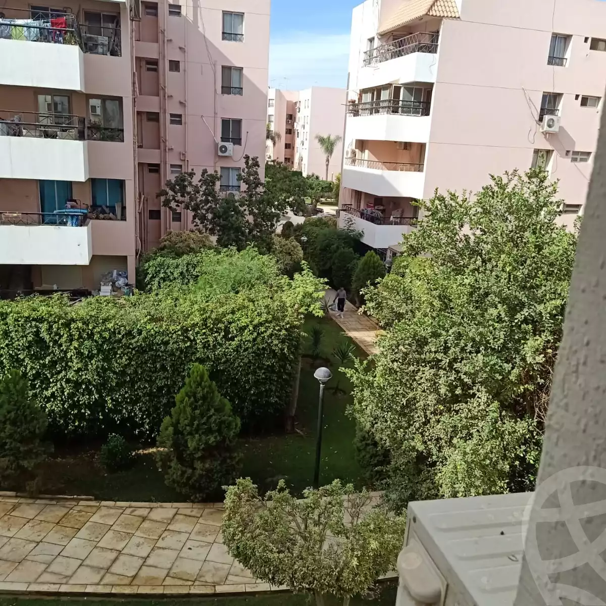 https://aqarmap.com.eg/en/listing/4510750-for-sale-cairo-new-cairo-lrhb-city-phase-3-umm-kolthom-st