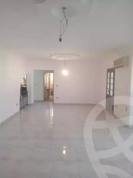 https://aqarmap.com.eg/en/listing/4519752-for-rent-cairo-mokattam-shareaa-9