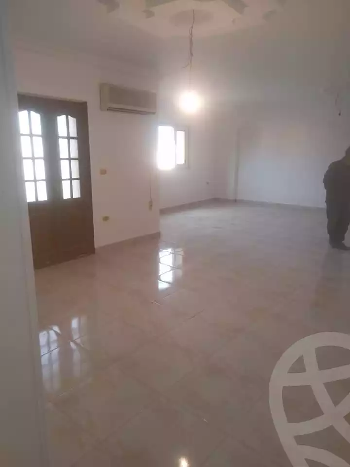 https://aqarmap.com.eg/en/listing/4521611-for-rent-cairo-mokattam-lhdb-l-ly-shr-krym-bnwn