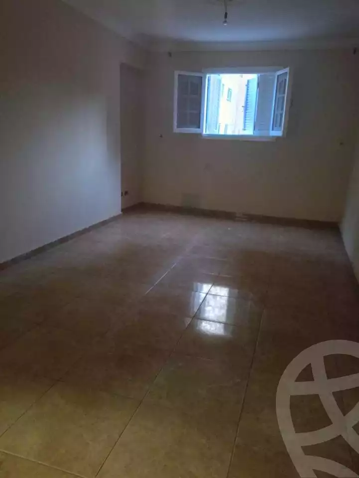 https://aqarmap.com.eg/en/listing/4543574-for-sale-alexandria-bolekly-wnjdt