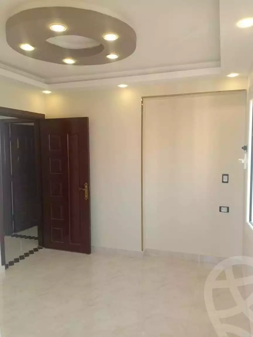 https://aqarmap.com.eg/ar/listing/4557808-for-sale-cairo-helwan-hadayek-helwan-al-nadi