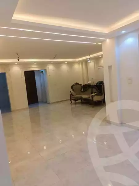 https://aqarmap.com.eg/ar/listing/4573116-for-sale-cairo-el-haram-shareaa-khatem-el-morsalen