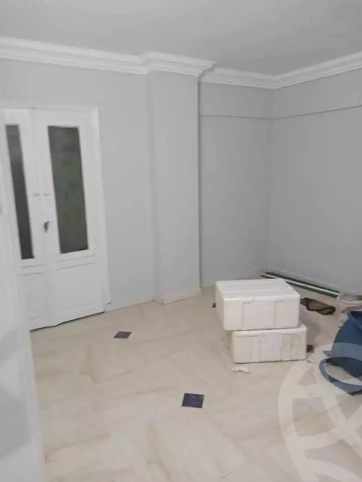 https://aqarmap.com.eg/en/listing/4583416-for-rent-cairo-mokattam-shareaa-9