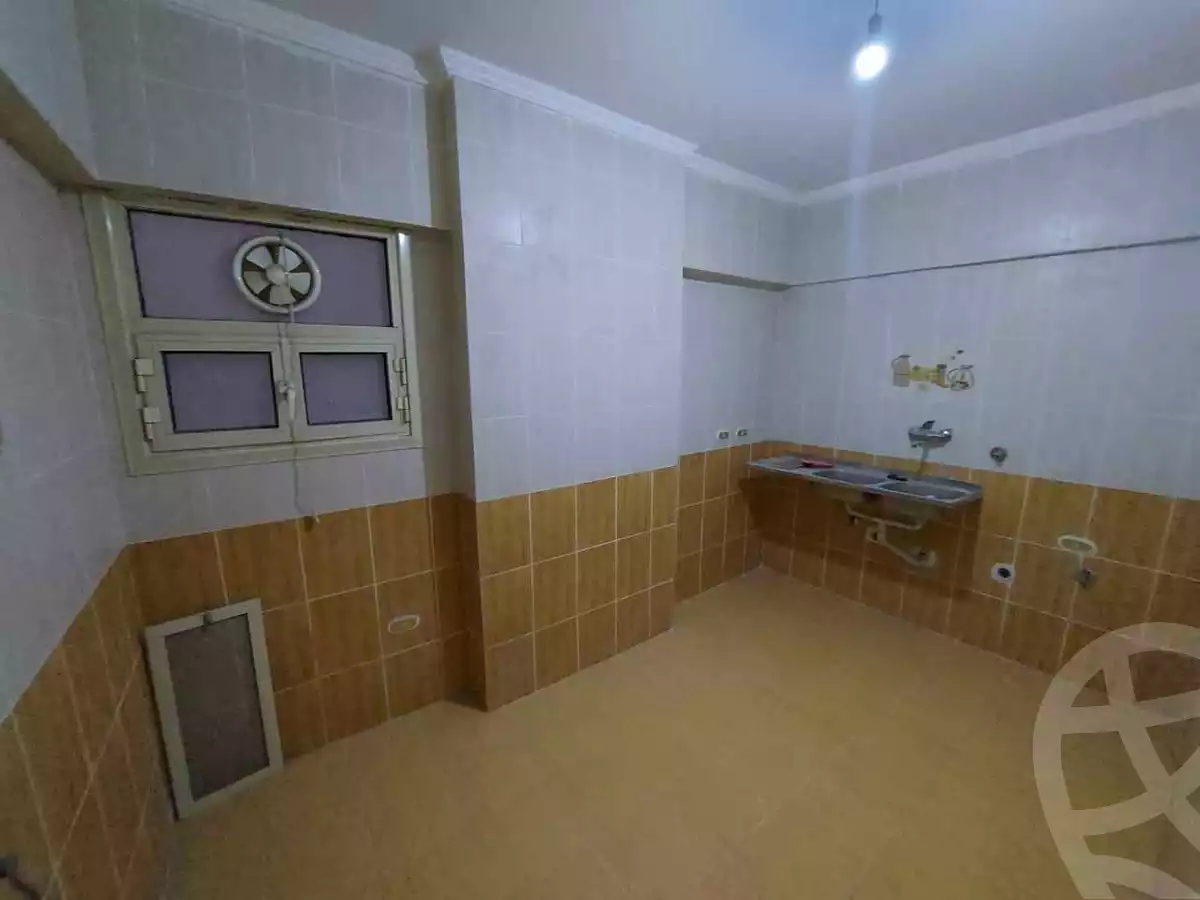 https://aqarmap.com.eg/en/listing/4588242-for-rent-alexandria-smouha-el-nasr-st