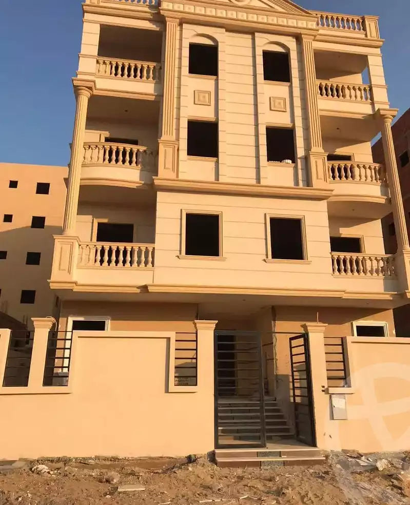 https://aqarmap.com.eg/en/listing/4623442-for-sale-cairo-badr-city-hai-el-ashgar-featured-neighborhood