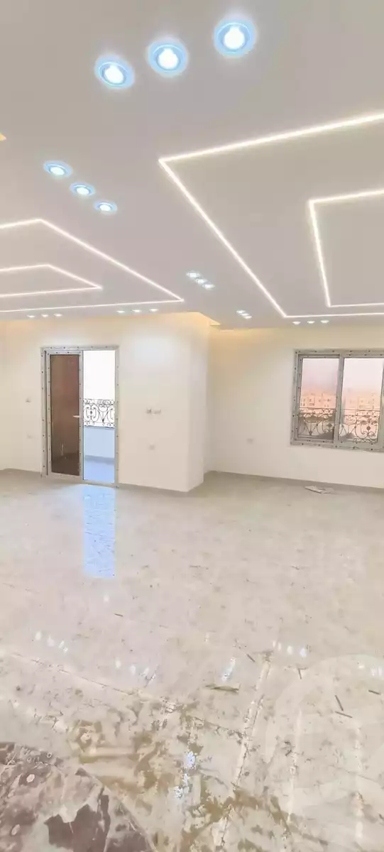 https://aqarmap.com.eg/en/listing/4626162-for-rent-cairo-mokattam-shareaa-9