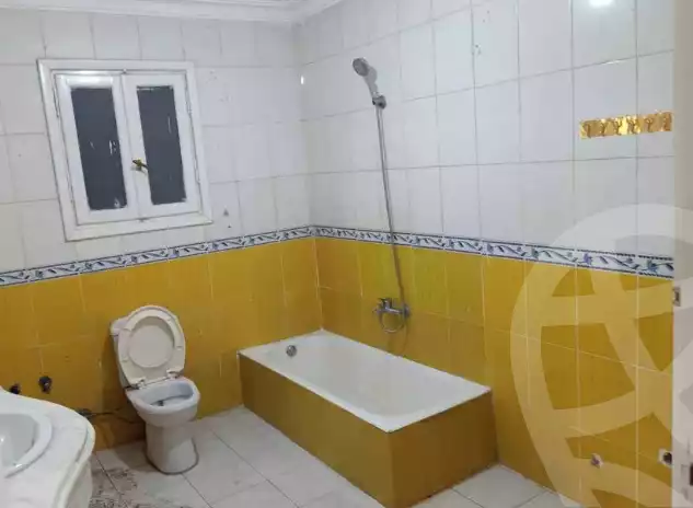 https://aqarmap.com.eg/en/listing/4628667-for-sale-cairo-mokattam-shareaa-9