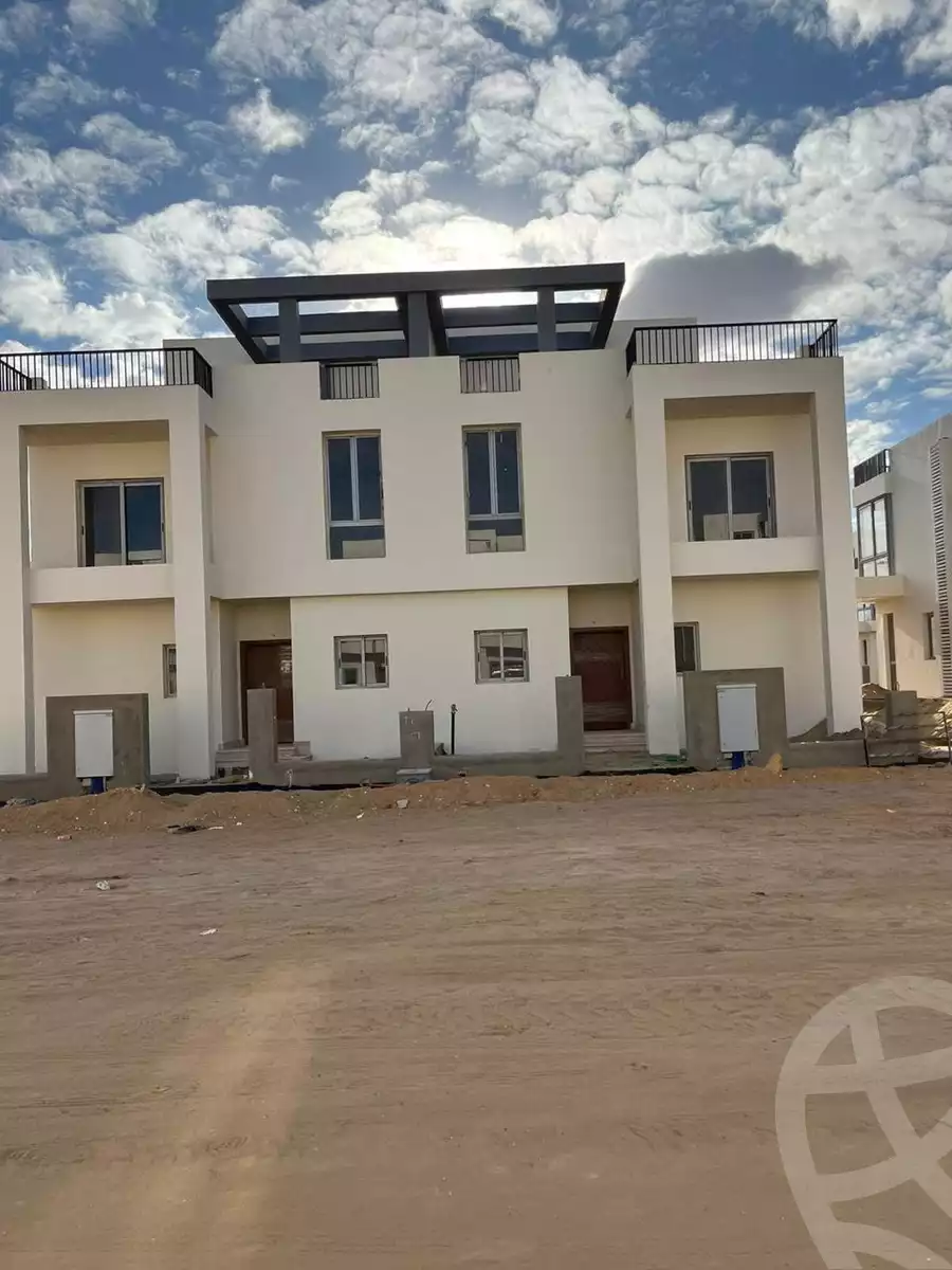 https://aqarmap.com.eg/ar/listing/4652564-for-sale-cairo-el-sheikh-zayed-city-lshykh-zyd-ljdyd-lac-ville-el-gabry-developments