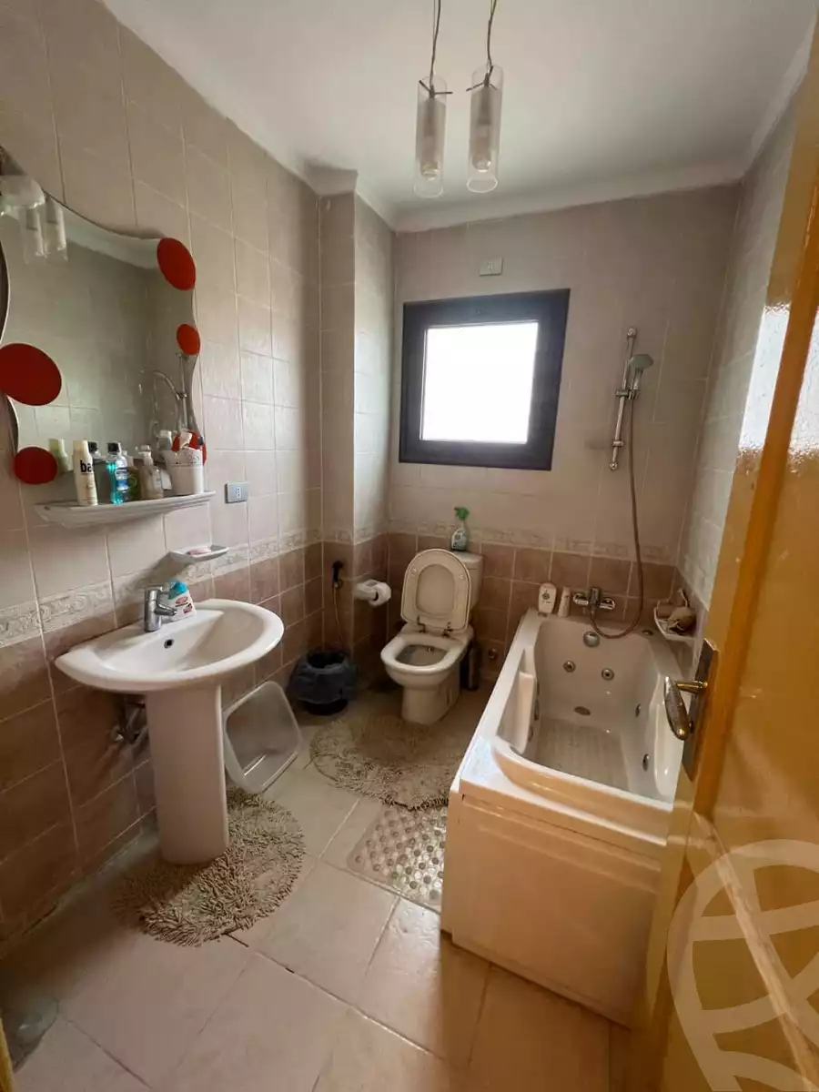 https://aqarmap.com.eg/en/listing/4660276-for-sale-cairo-new-cairo-lrhb-city