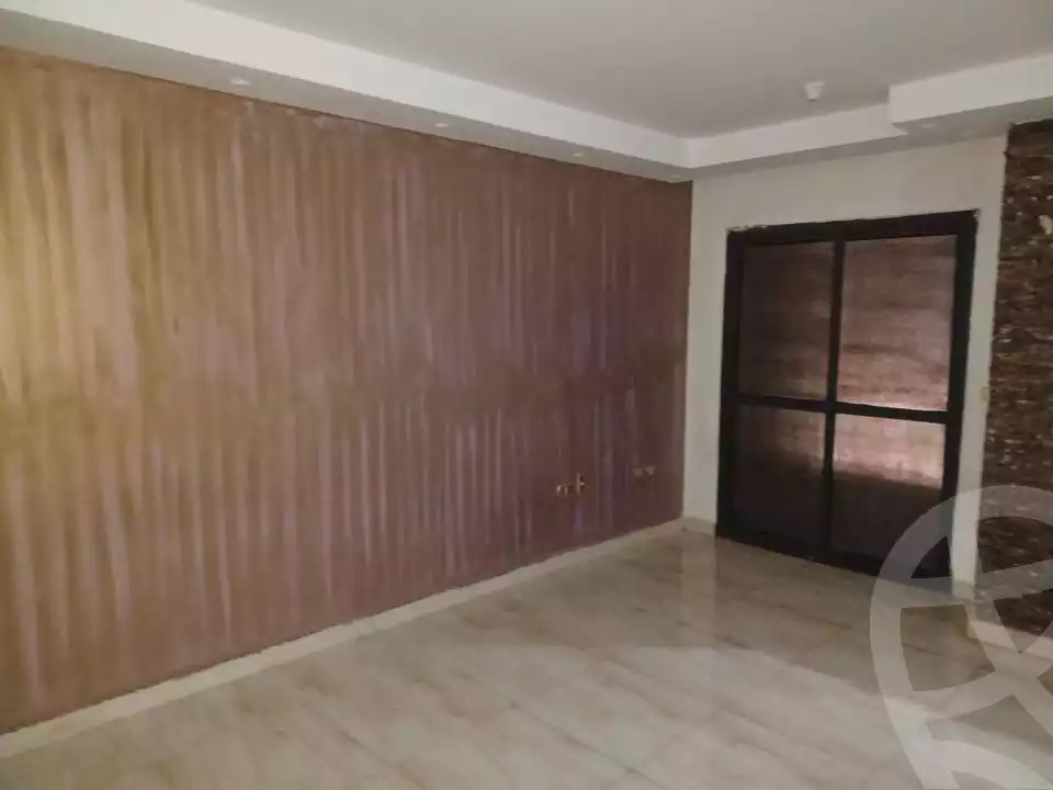 https://aqarmap.com.eg/ar/listing/4666137-for-rent-cairo-mokattam-first-neighborhood