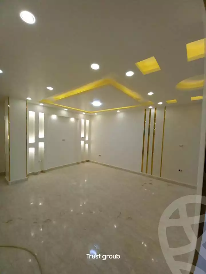 https://aqarmap.com.eg/ar/listing/5483300-for-sale-alexandria-l-jmy-lbytsh-el-reyad-st