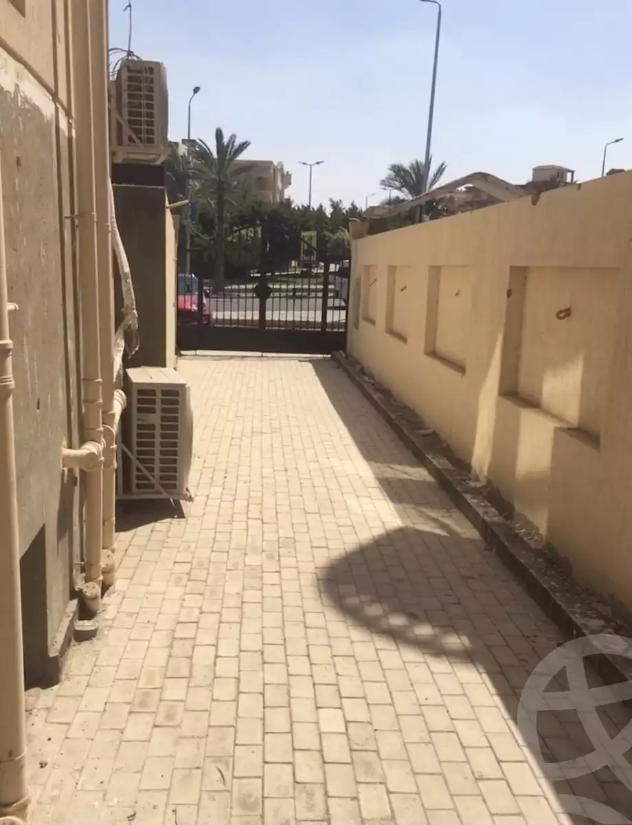 https://aqarmap.com.eg/en/listing/4684858-for-sale-cairo-el-shorouk-lhy-lwl-shrq-neighborhood-2