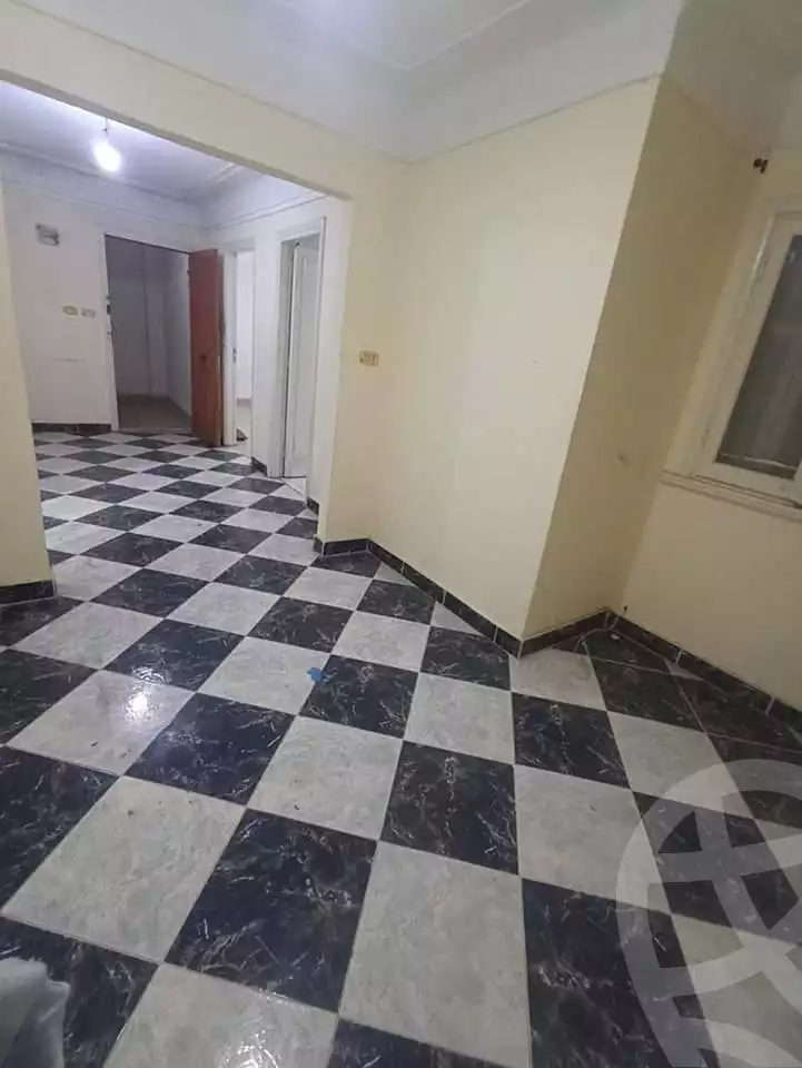 https://aqarmap.com.eg/ar/listing/4687026-for-rent-alexandria-zezenia-ahmed-othman-st