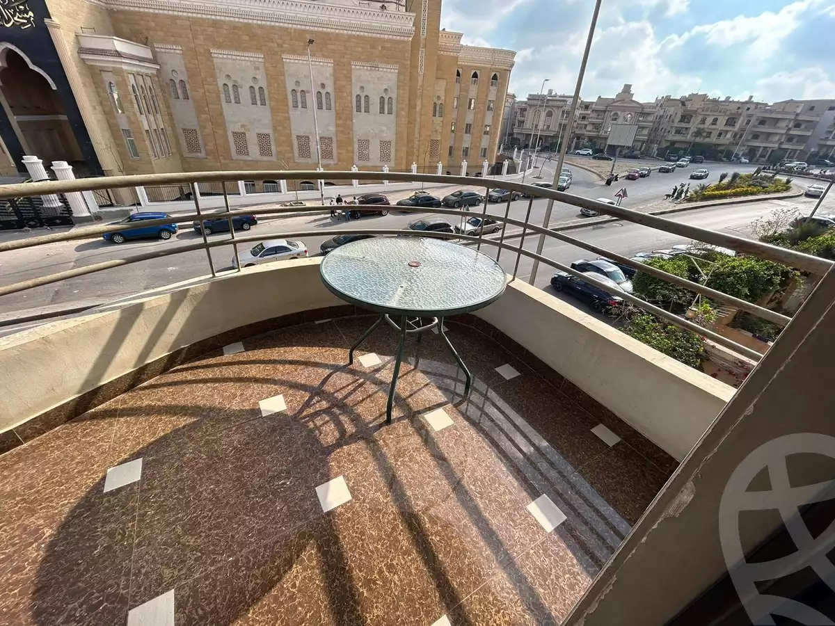 https://aqarmap.com.eg/ar/listing/4695344-for-sale-cairo-new-cairo-el-narges-el-narges-omarat-street-79