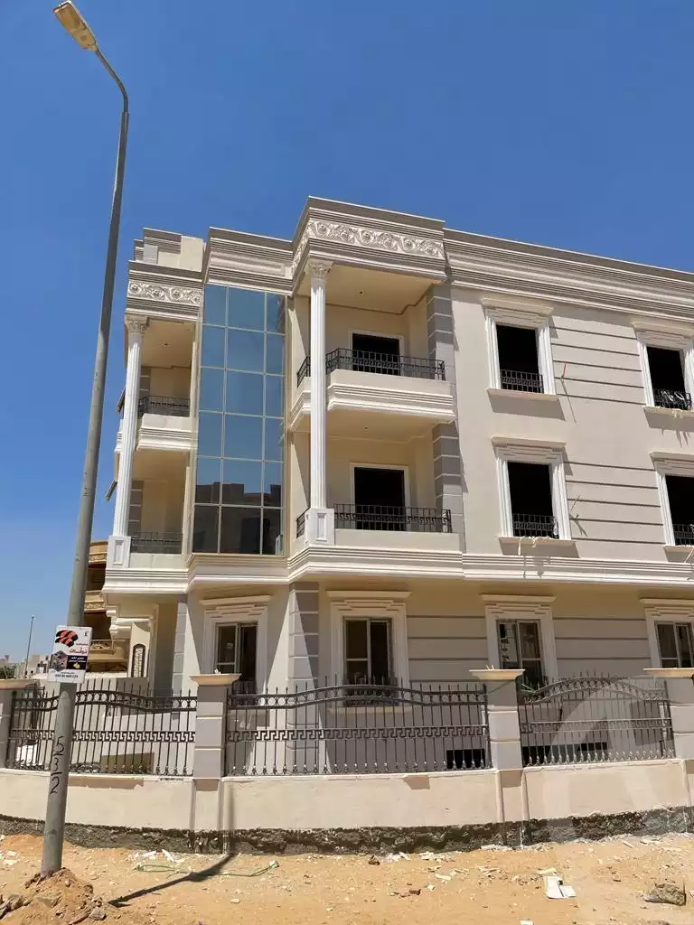 https://aqarmap.com.eg/en/listing/5470542-for-sale-cairo-new-cairo-tamr-hena-tamr-hena-3
