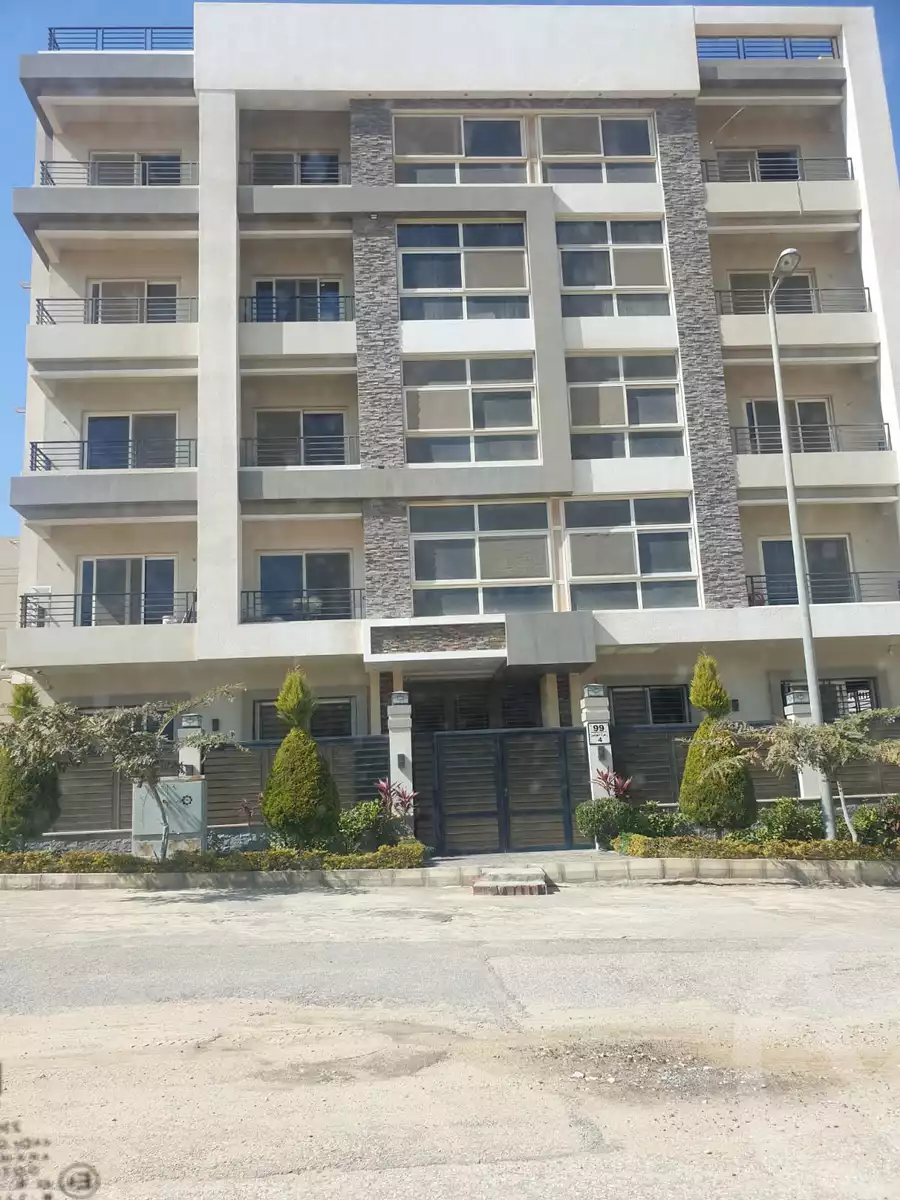 https://aqarmap.com.eg/en/listing/5300367-for-sale-cairo-new-cairo-el-lotus-lotus-north-cairo-new-cairo-el-lotus-lotus-south-the-fourth-area-lotus-north