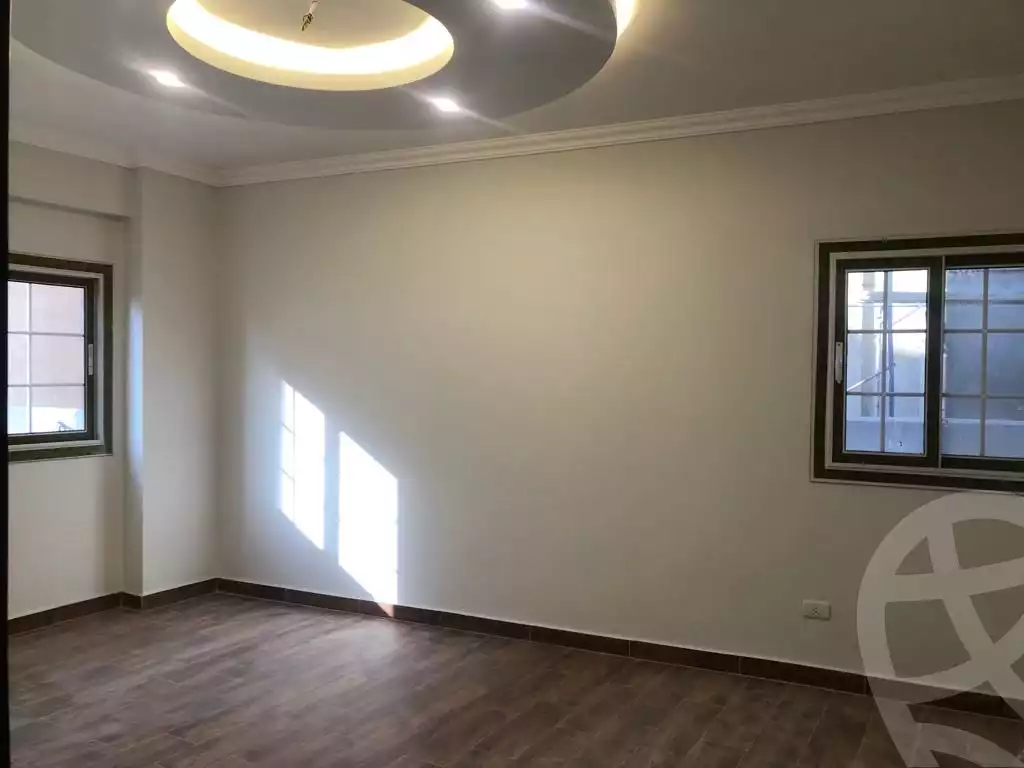 https://aqarmap.com.eg/ar/listing/5775678-for-rent-cairo-new-cairo-el-kornfol-el-kornfol-7