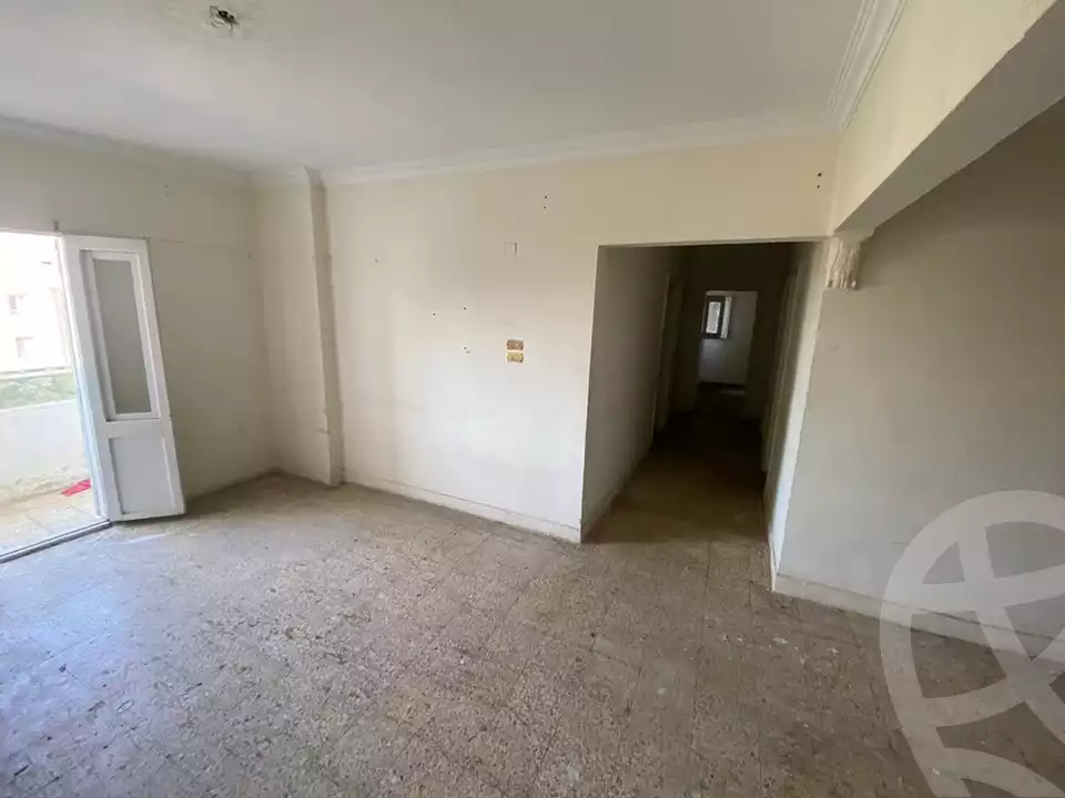 https://aqarmap.com.eg/ar/listing/4723401-for-rent-cairo-mokattam-shareaa-9