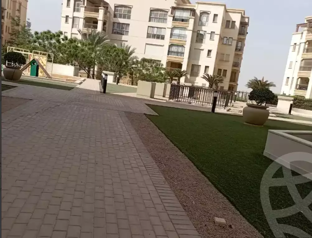 https://aqarmap.com.eg/ar/listing/4725026-for-rent-cairo-mokattam-compounds-uptown-cairo