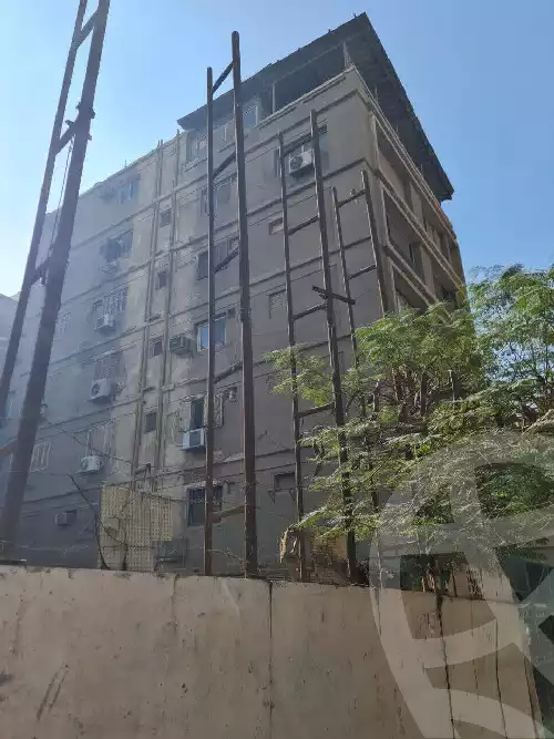 https://aqarmap.com.eg/ar/listing/4678651-for-sale-cairo-el-maadi-sarayat-el-maadi-street-77