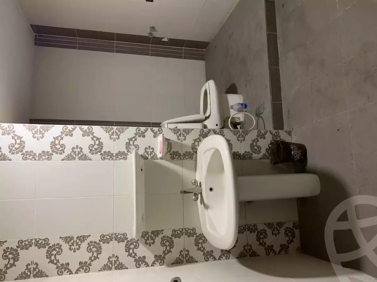 https://aqarmap.com.eg/ar/listing/4743726-for-rent-alexandria-miami-mahmoud-el-isawy-st