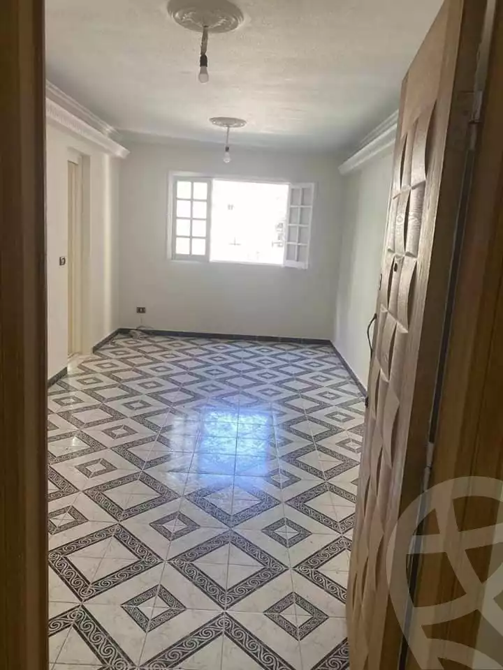 https://aqarmap.com.eg/ar/listing/4751573-for-sale-alexandria-ganaklis-shr-bw-qyr-tryq-lhry