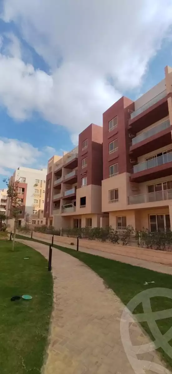 https://aqarmap.com.eg/en/listing/5752515-for-sale-cairo-new-cairo-compounds-brwmynd-ryzydns-wdy-djl-llttwyr