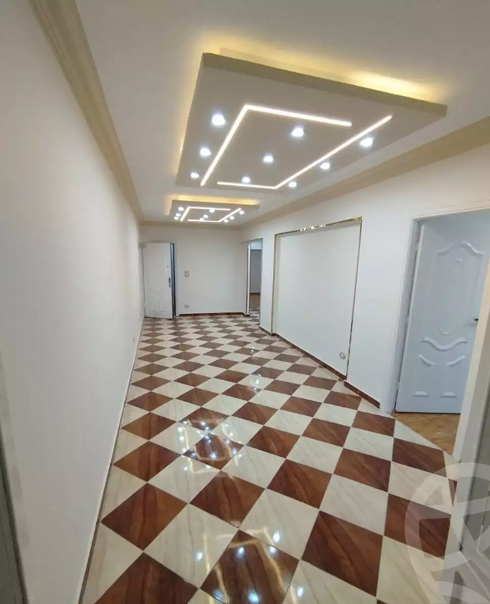 https://aqarmap.com.eg/en/listing/4768940-for-sale-alexandria-lsywf-el-falki