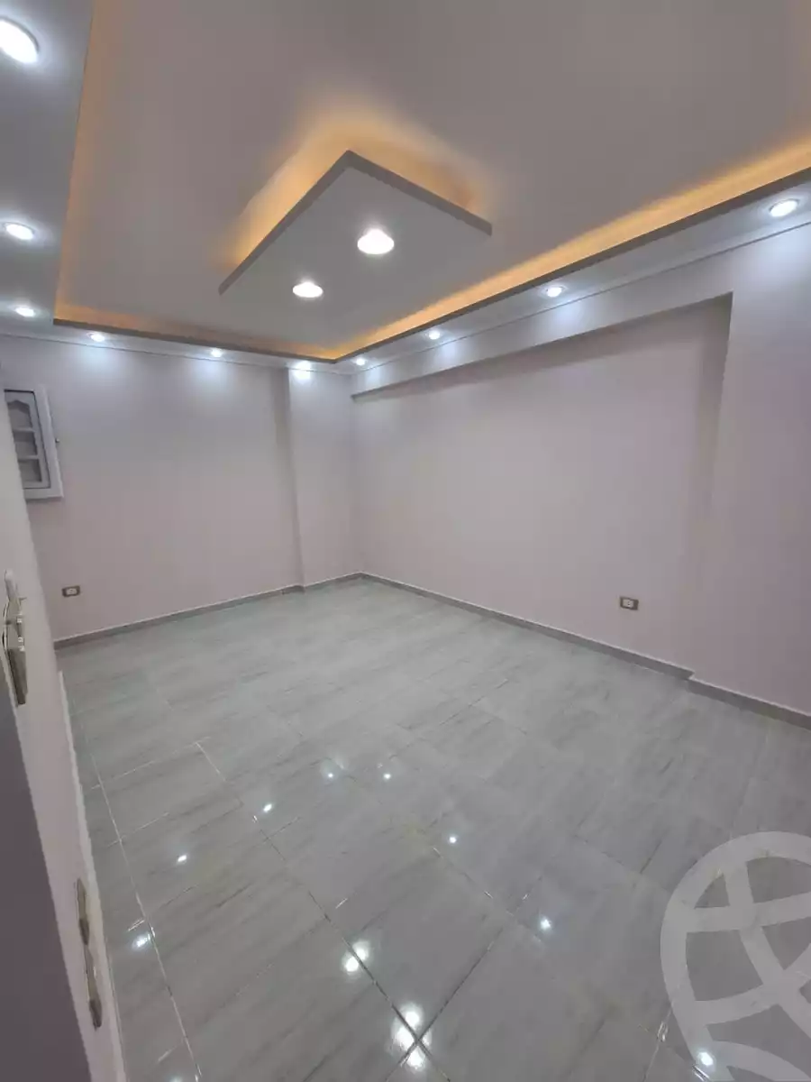 https://aqarmap.com.eg/en/listing/4775342-for-sale-alexandria-miami-shr-jml-bd-lnsr