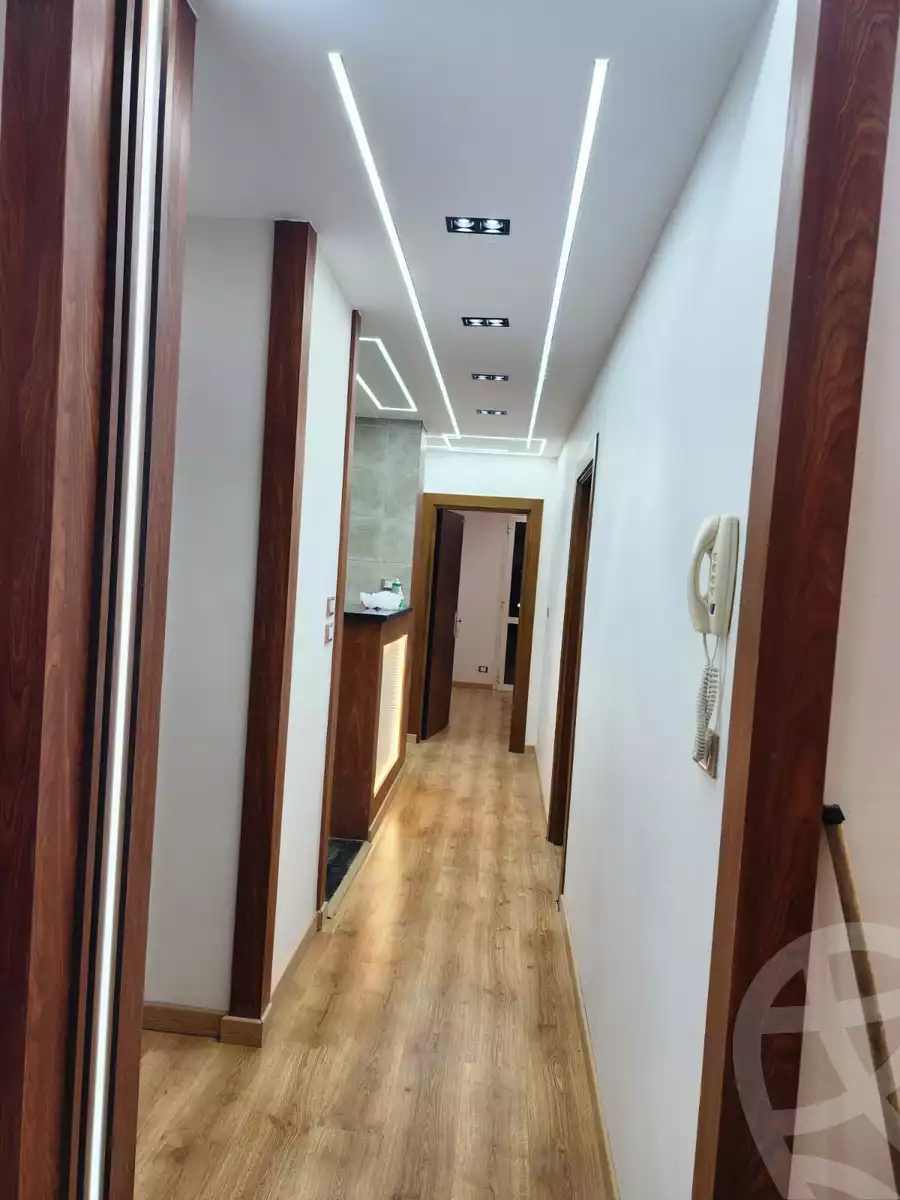 https://aqarmap.com.eg/en/listing/4777895-for-sale-cairo-new-cairo-lrhb-city-phase-4-mostafa-el-nahaas-st