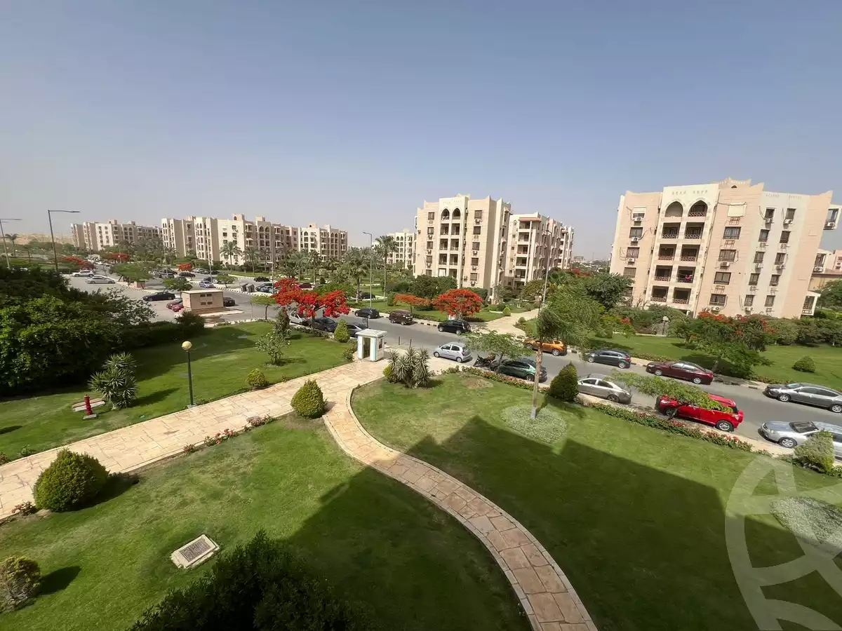 https://aqarmap.com.eg/en/listing/4791190-for-sale-cairo-new-cairo-lrhb-city-phase-5-ibn-al-nafees-st