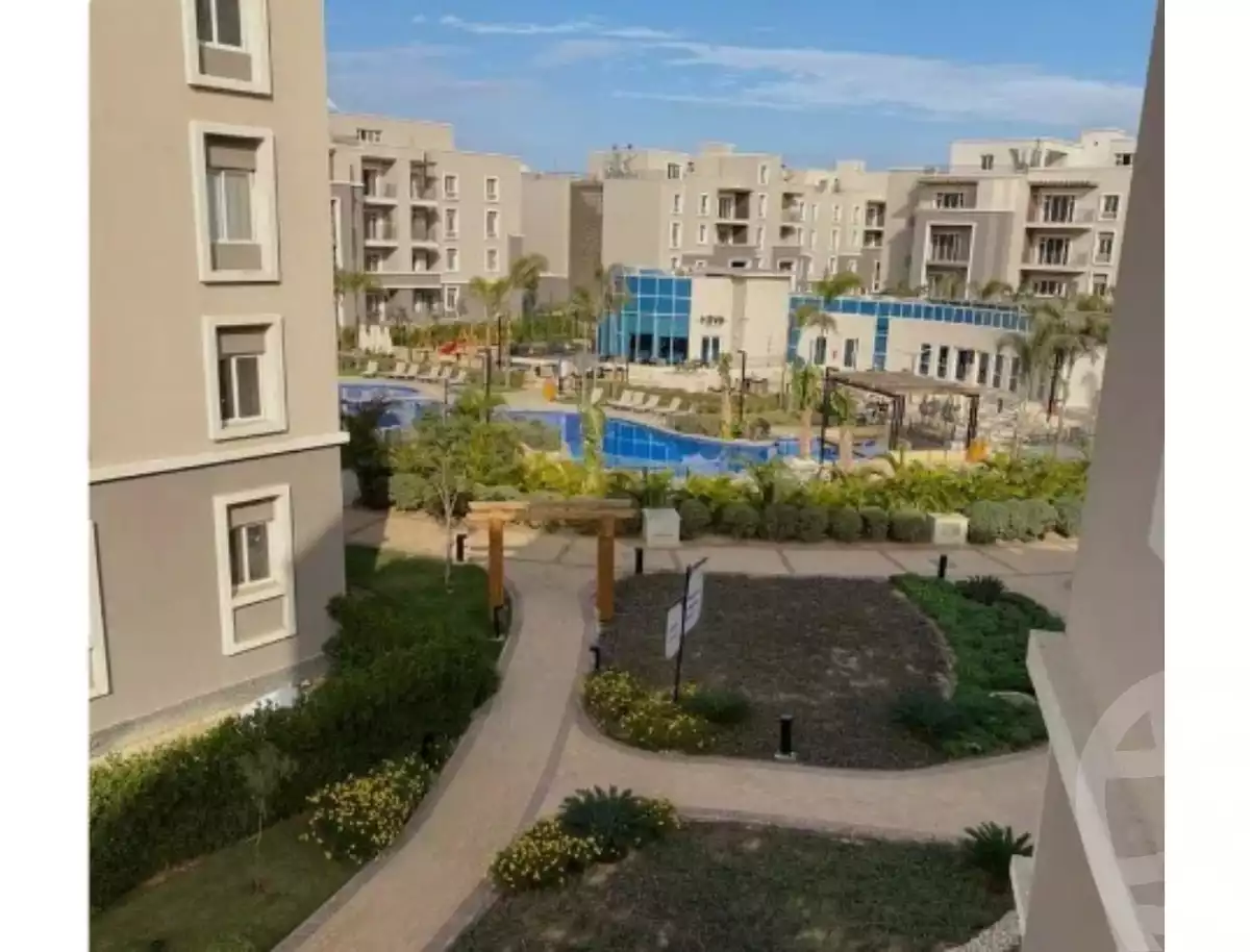 https://aqarmap.com.eg/ar/listing/4791805-for-rent-cairo-6th-of-october-compound-october-plaza