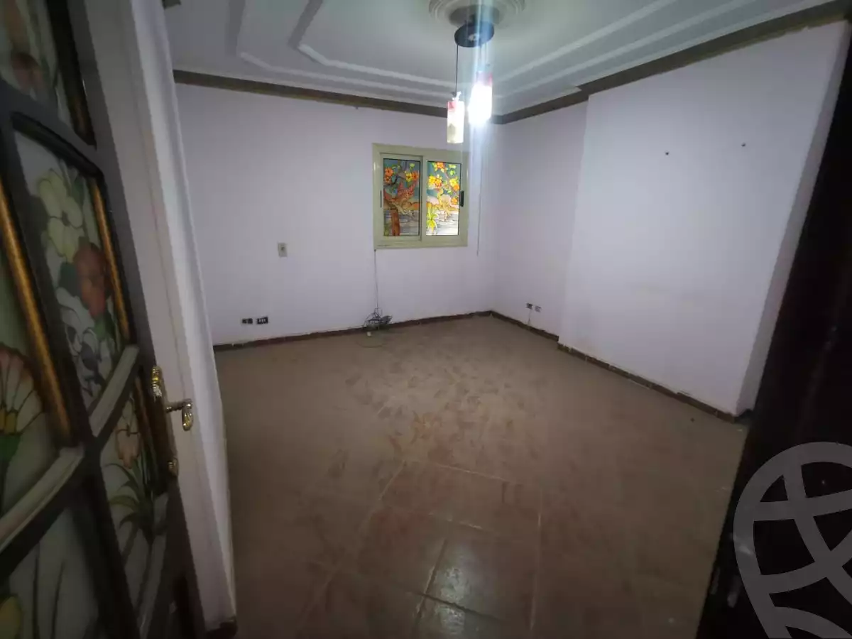 https://aqarmap.com.eg/ar/listing/4792527-for-sale-cairo-el-haram-el-maryotya-sefara-st