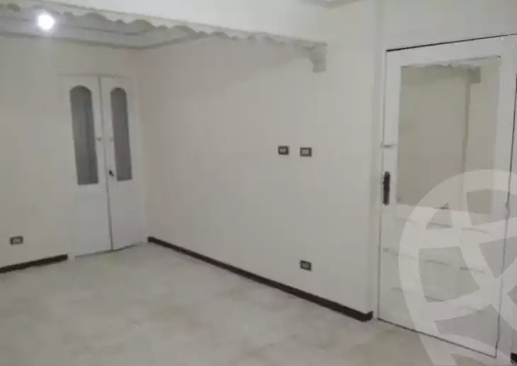 https://aqarmap.com.eg/en/listing/4798108-for-sale-alexandria-el-mandara