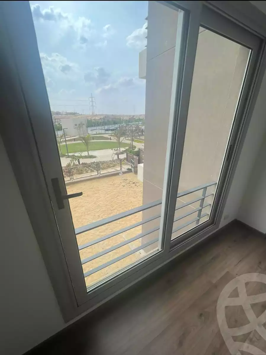 https://aqarmap.com.eg/ar/listing/4805303-for-rent-cairo-6th-of-october-compounds-palm-parks