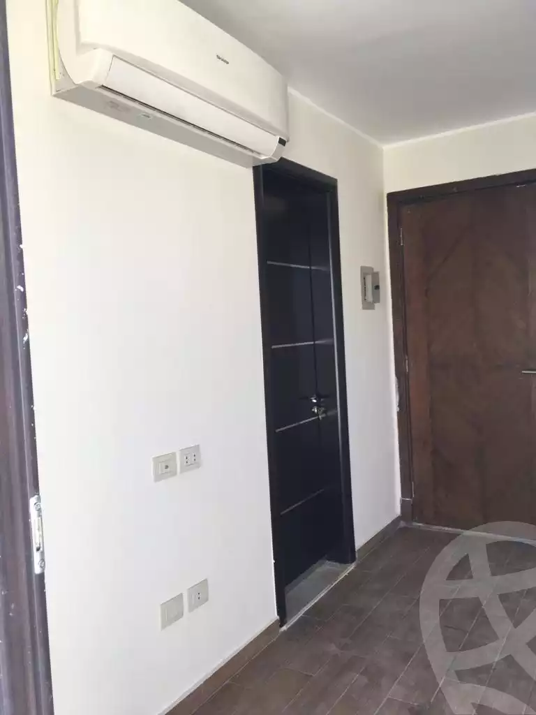 https://aqarmap.com.eg/en/listing/4824326-for-rent-cairo-el-sheikh-zayed-city-compounds-kmbwnd-wyst-twn-swdyk