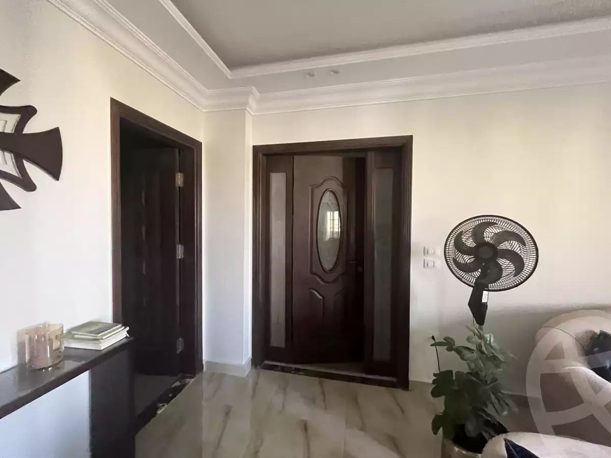 https://aqarmap.com.eg/en/listing/4826704-for-sale-cairo-new-cairo-north-investors-salama-hegazi-st