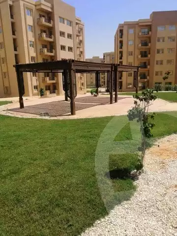 https://aqarmap.com.eg/en/listing/4844684-for-sale-cairo-al-oubour-tryq-msr-sm-yly-lshrwy-moon-city