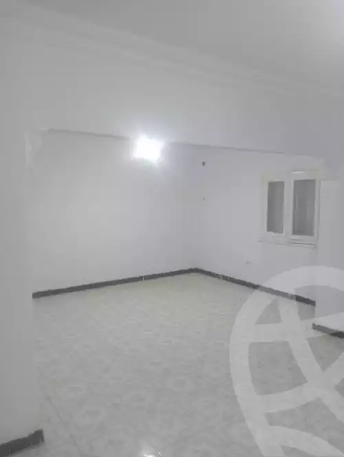https://aqarmap.com.eg/en/listing/4858106-for-sale-asyut-asyut-city-el-shaheed-el-lewaa-ahmed-kamel-st