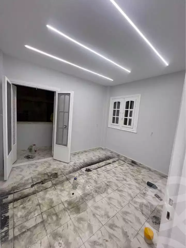 https://aqarmap.com.eg/ar/listing/4865627-for-sale-alexandria-miami-khld-bn-lwlyd