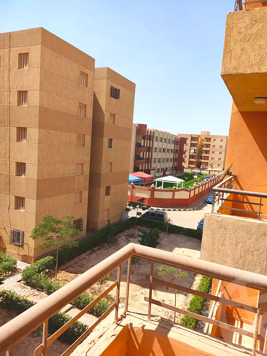 https://aqarmap.com.eg/ar/listing/4873936-for-sale-cairo-6th-of-october-hadaeq-october
