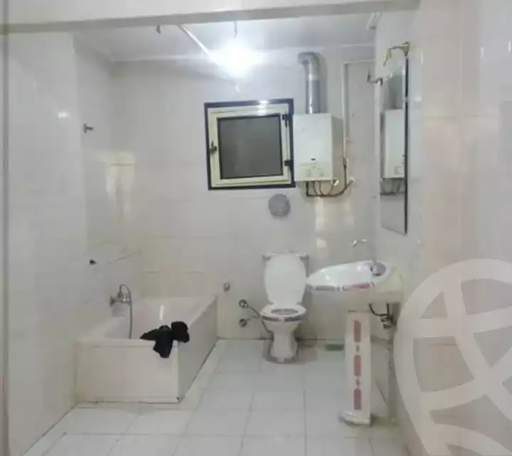 https://aqarmap.com.eg/en/listing/4875079-for-rent-alexandria-lsywf-mostafa-kamel-st