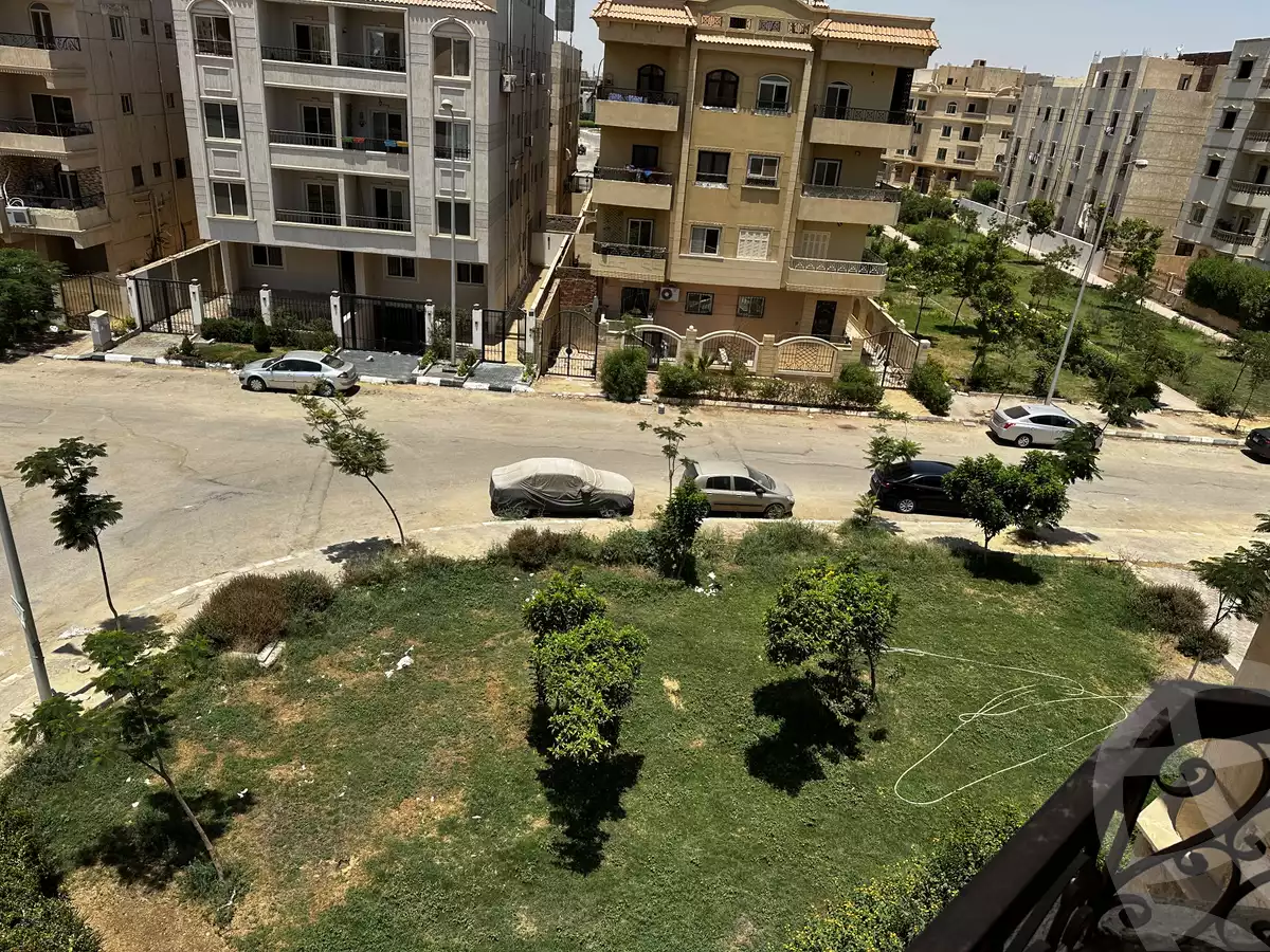 https://aqarmap.com.eg/en/listing/6228240-for-sale-cairo-el-shorouk-lmntq-lsb-neighbourhood-2