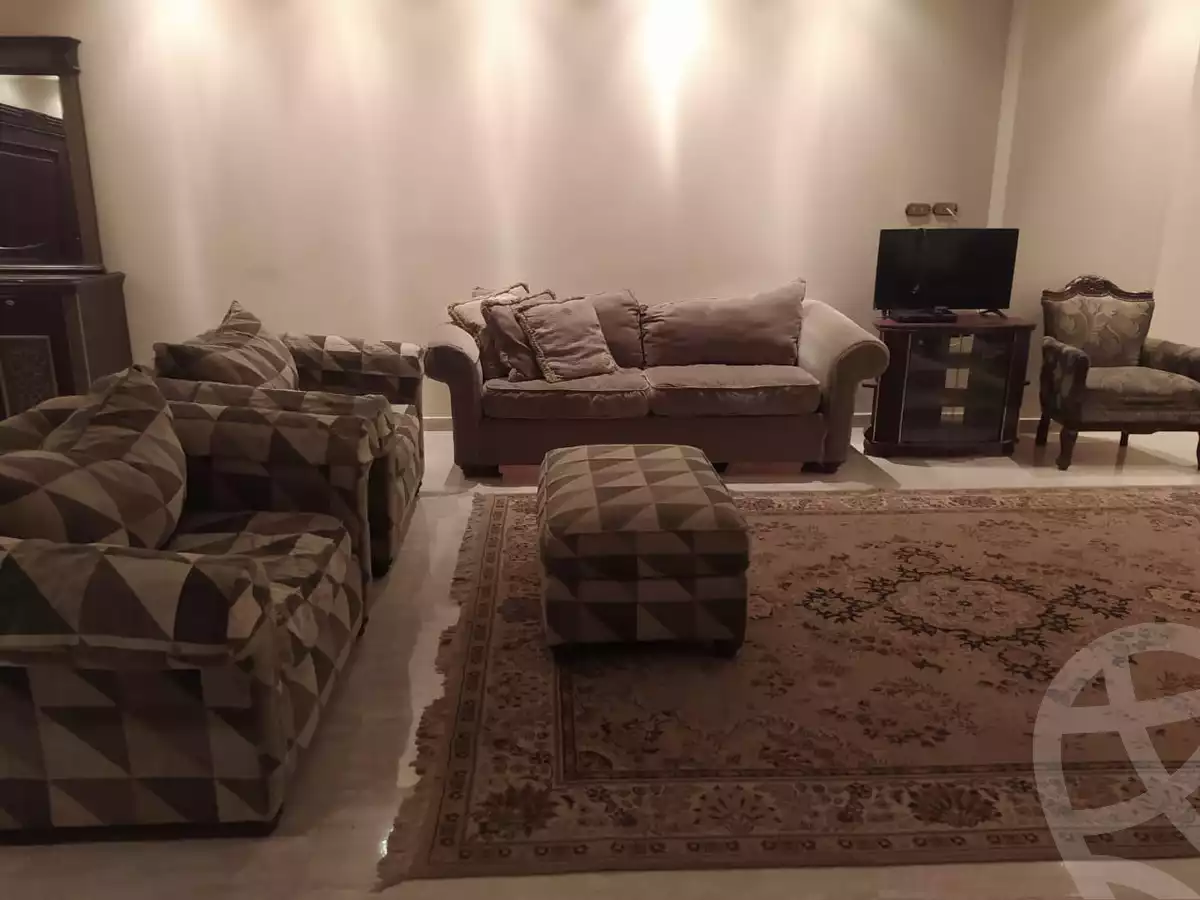 https://aqarmap.com.eg/ar/listing/4933003-for-rent-cairo-mokattam-shareaa-9