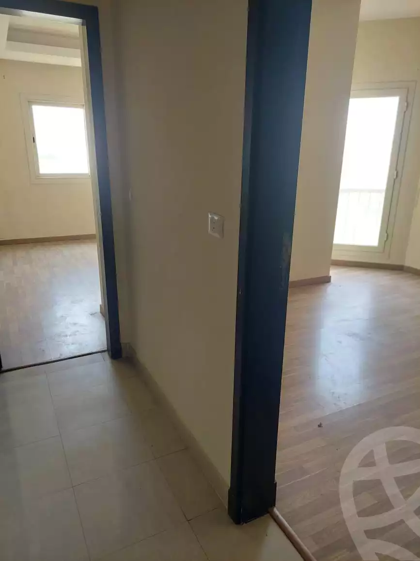 https://aqarmap.com.eg/ar/listing/4934328-for-sale-cairo-el-sheikh-zayed-city-compounds-dh-drys