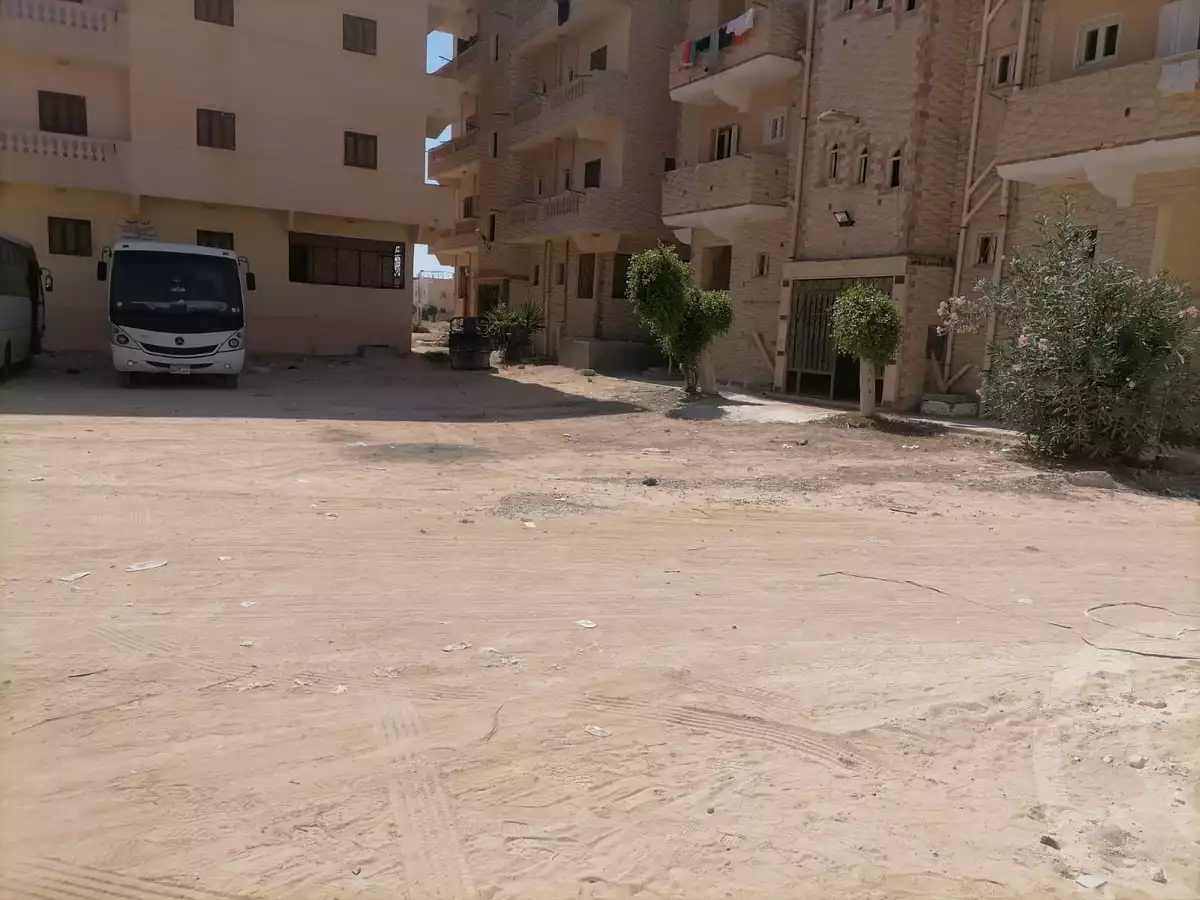 https://aqarmap.com.eg/ar/listing/4947376-for-sale-marsa-matruh-marsa-matrouh-city-alam-el-roum-st