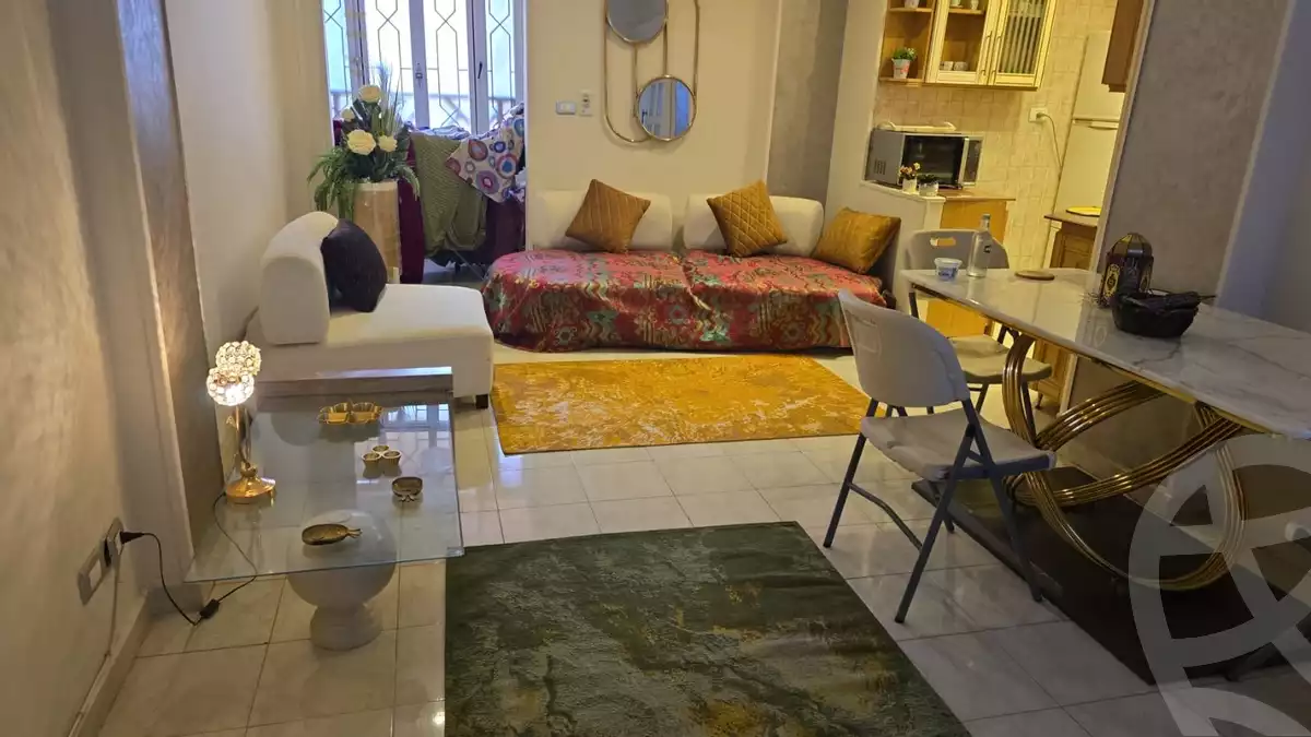 https://aqarmap.com.eg/en/listing/4952183-for-rent-cairo-new-cairo-lrhb-city-phase-5-ibn-rushd-st