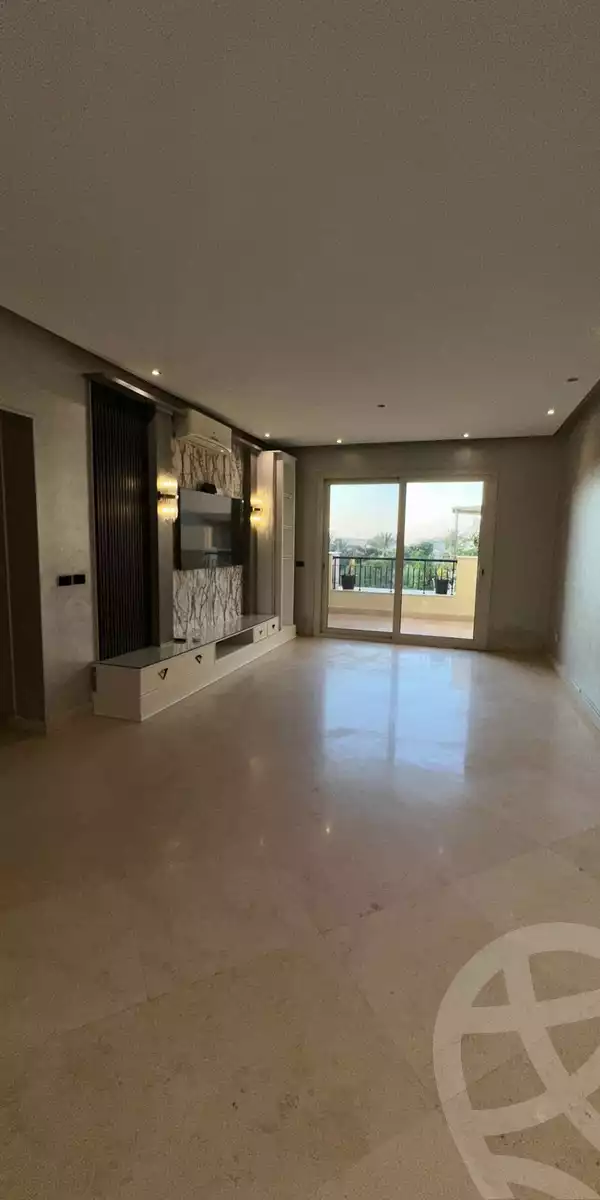 https://aqarmap.com.eg/ar/listing/4952772-for-rent-cairo-mokattam-compounds-uptown-cairo-the-sierras-uptown-cairo