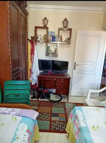 https://aqarmap.com.eg/en/listing/4960641-for-sale-alexandria-moharram-bey-dr-salem-st