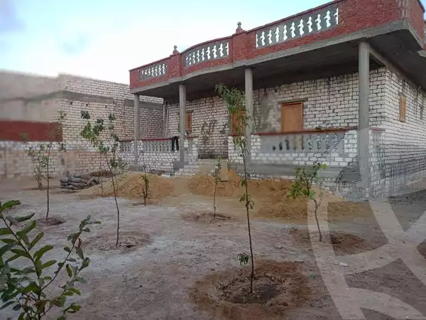 https://aqarmap.com.eg/ar/listing/4967284-for-sale-marsa-matruh-marsa-matrouh-city-alam-el-roum-st